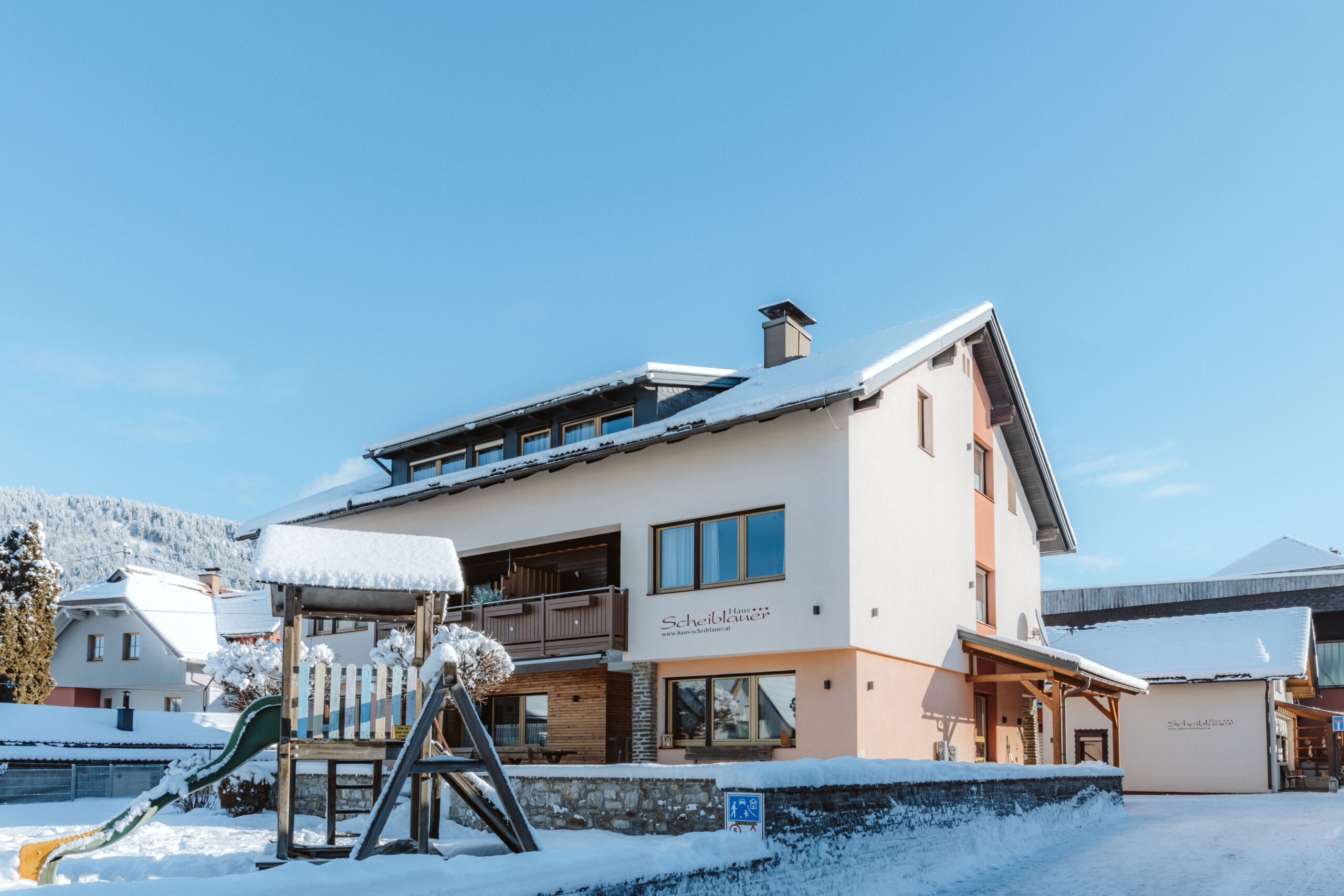 haus scheiblauer apartments nassfeld snow